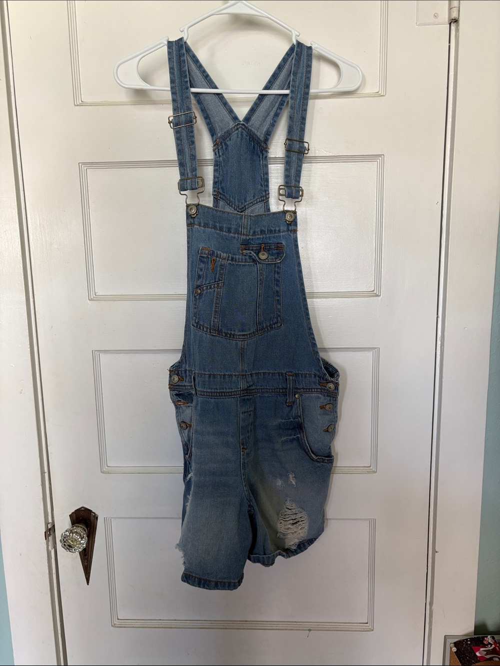 L.e.i. Light Blue Distressed Denim Short Overalls Size L